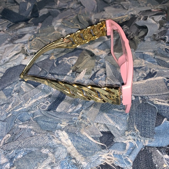 Sunglasses - Picture 2 of 3